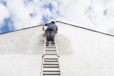 Peinture extérieure à Orcival — façades et ravalement